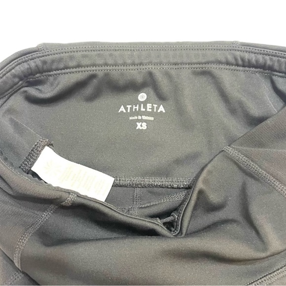 Athleta Black Leggings Size XS Mesh Perforated Detail Zipper Pocket Stretch Pant - Picture 4 of 9